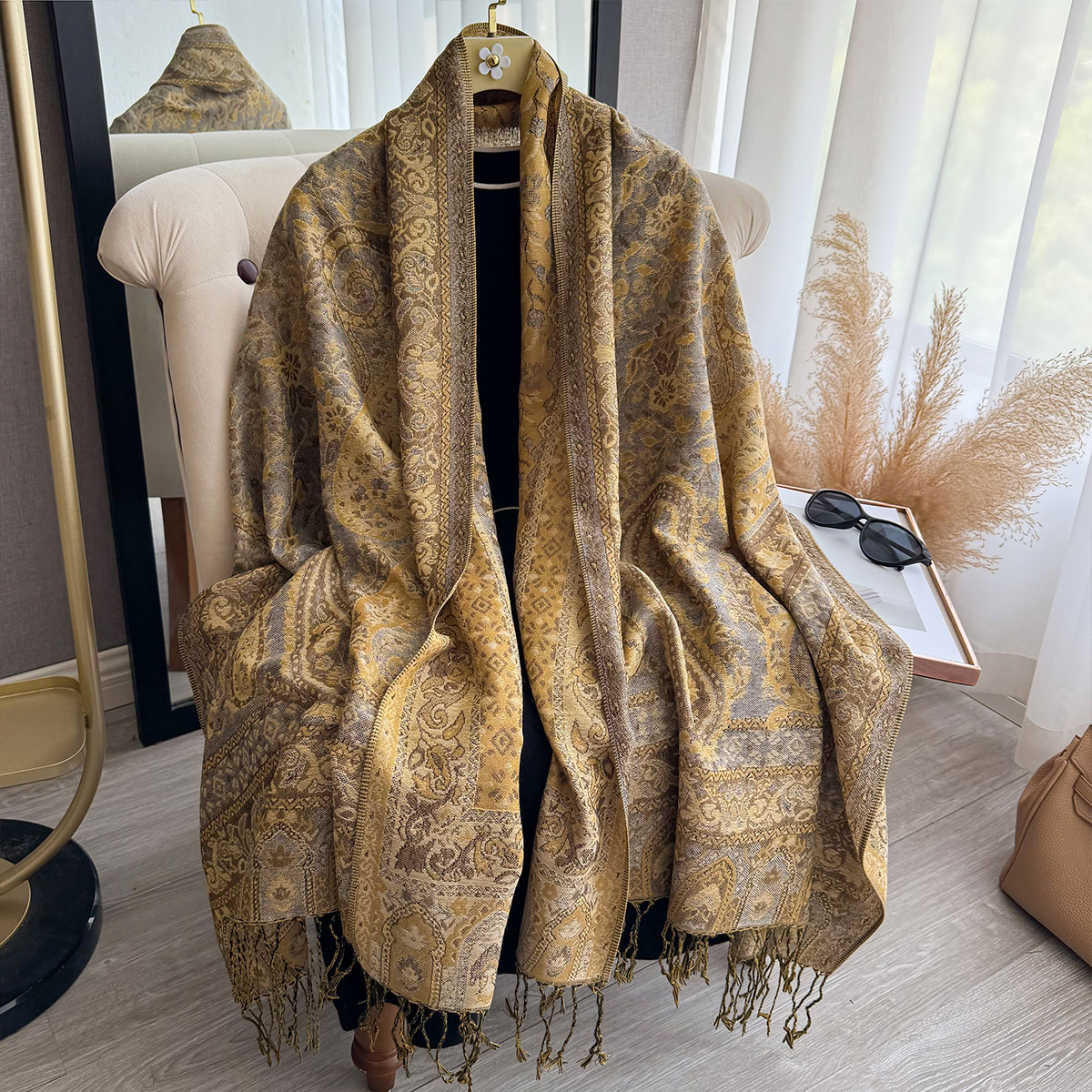 Ethnic Fashion Design - 2025 태슬 블랭킷 디자인 에스닉 스타일