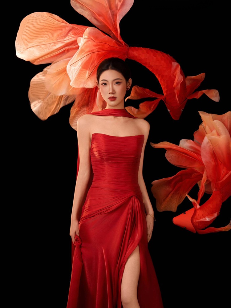 Ethnic Fashion Studio - 2026 새해 붉은 행운 잉어 중국