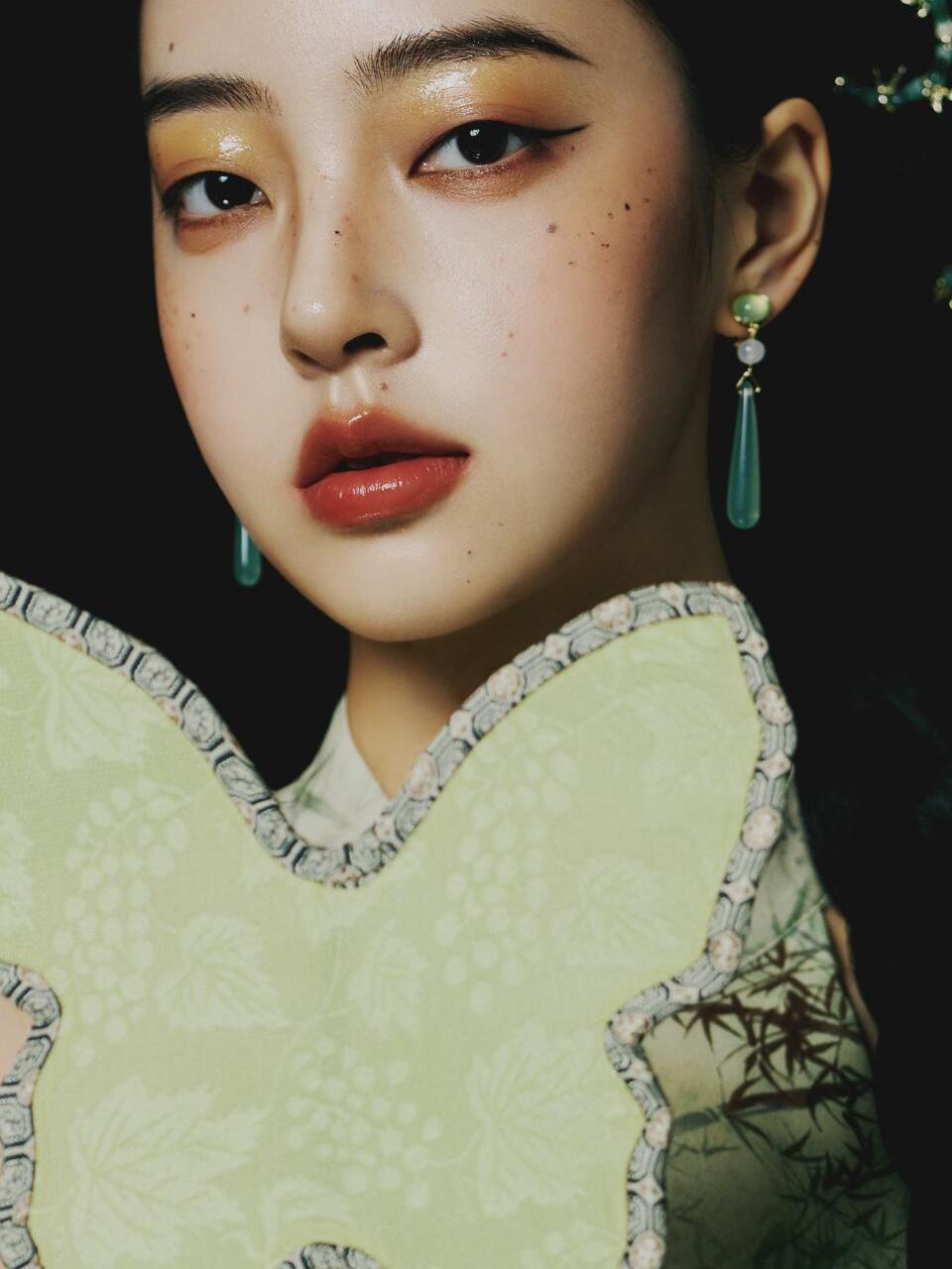 새로운 녹색 중국 스타일 백리스 드레스 여성 패셔너블한 - Ethnic Fashion Studio 리뷰 및 가격