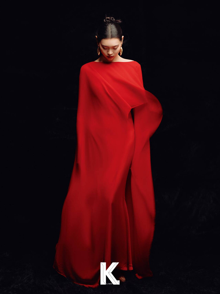 2026년 신상 패션 고급 레드 감성 레트로 스튜디오  - Ethnic Fashion Studio 리뷰 및 가격