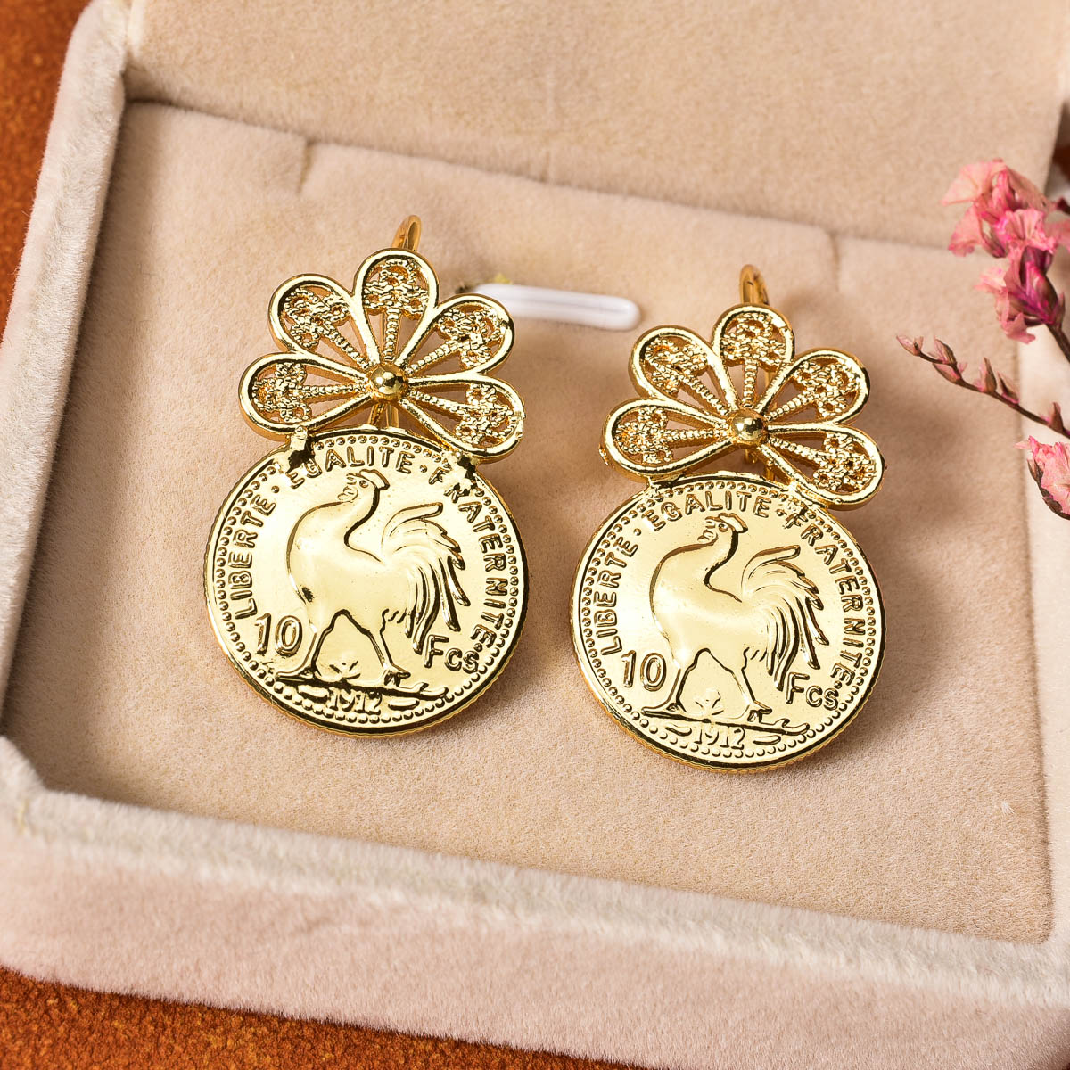 골드 코인 댕글 스터드 귀걸이 여성용 18K 금도금 속 - Ethnic Fashion Jewellery 리뷰 및 가격