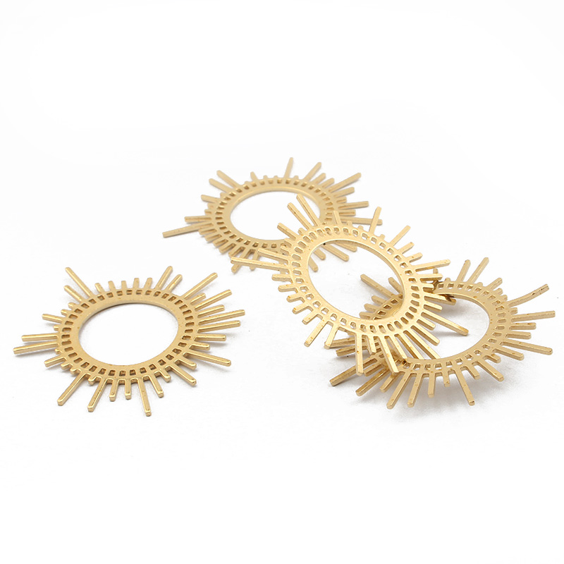 5 개/몫 원시 황동 태양 버스트 매력 DIY Boho - Ethnic Fashion Jewellery 리뷰 및 가격