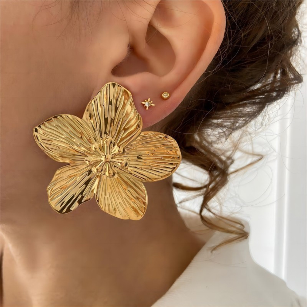 18K 금도금 오버사이즈 꽃 귀걸이, 망치질 마감 메탈 - Ethnic Fashion Jewellery 리뷰 및 가격